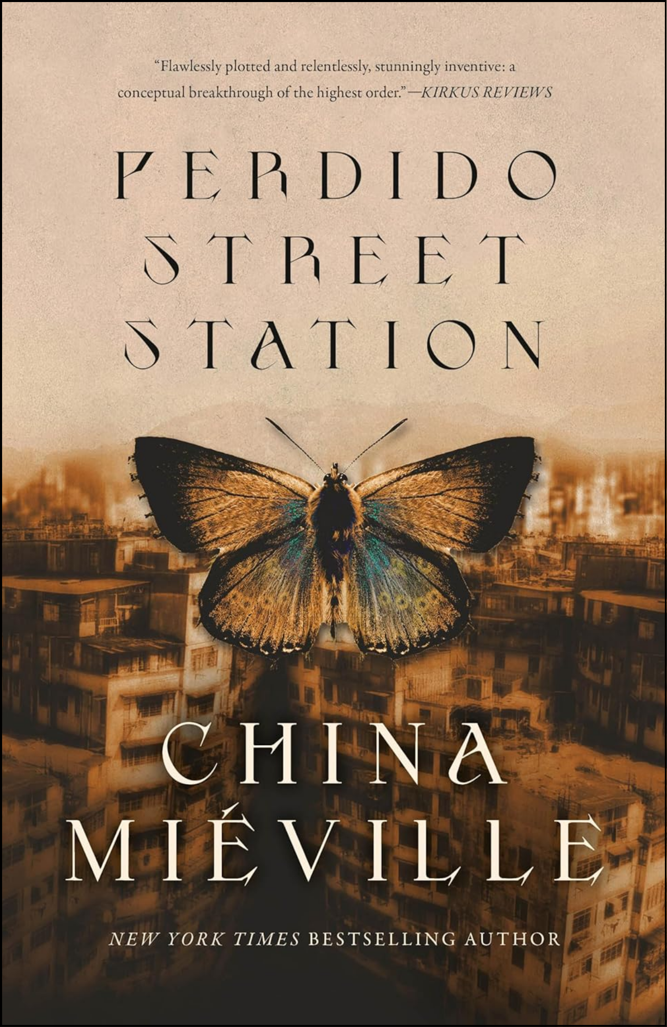 Perdido Street Station by China Miéville (Author)
